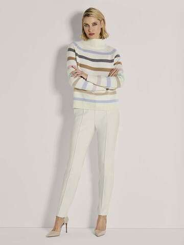 MADELEINE Pullover in Weiß