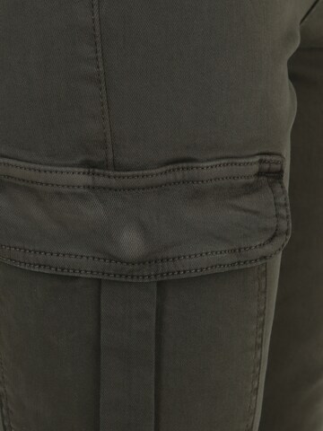 Only Petite Tapered Hose 'ONLMISSOURI' in Grün