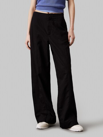 Calvin Klein Jeans Loosefit Broek in Zwart: voorkant