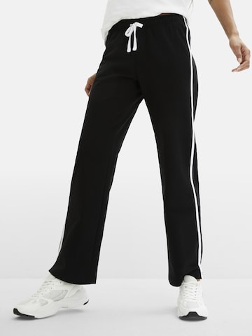 bonprix Regular Sweathose (2er Pack) in Schwarz: Vorderseite