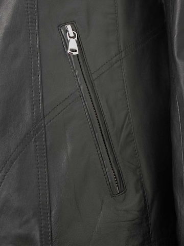 MADDOX Übergangsjacke 'Paulina' in Schwarz