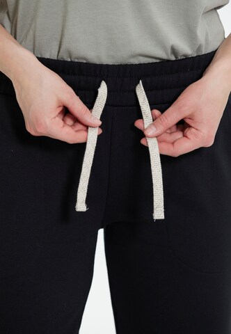 Cruz Tapered Trousers 'Mayda' in Black