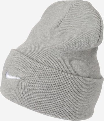 Nike Sportswear - Gorra 'Peak Swoosh' en gris: frente