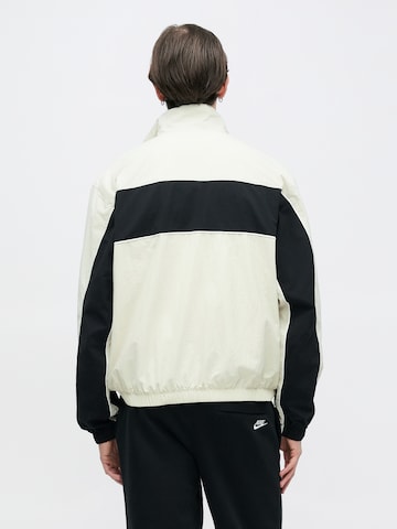 Nike Sportswear Átmeneti dzseki 'CLUB' - fehér