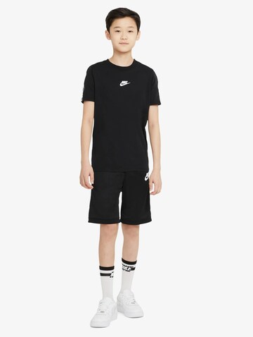 juoda Nike Sportswear Marškinėliai 'Repeat'