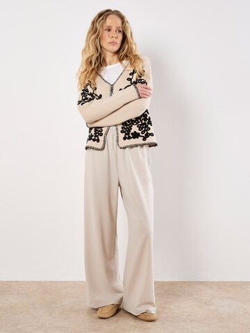 Apricot Wide leg Pants ' ' in Beige