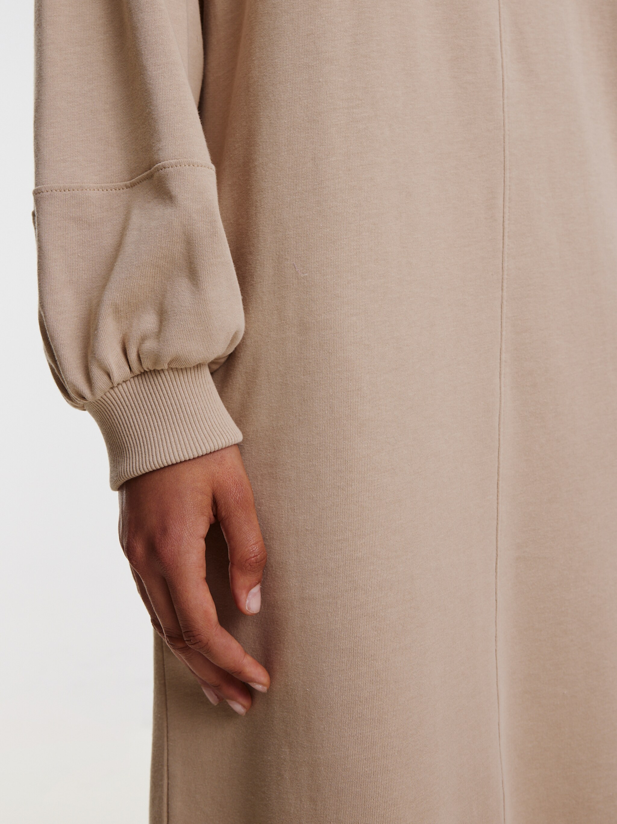 EDITED Produits Robe 'Davide' beige