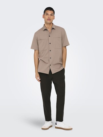 Tapered Pantaloni di Only & Sons in marrone