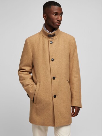 HECHTER PARIS Winter Coat in Beige: front