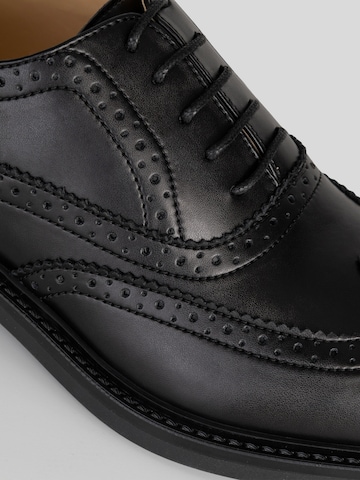 Solari Milano Lace-up shoe 'Brogue' in Black