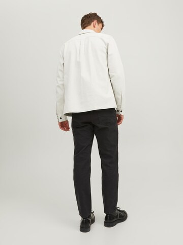 Coupe regular Veste mi-saison 'Roy' JACK & JONES en blanc