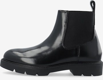 Bianco Chelsea Boots in Black: front