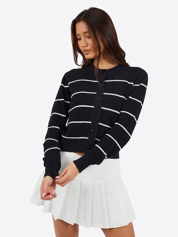 BRAVE SOUL Gebreid vest 'Fisherman' in Zwart: voorkant