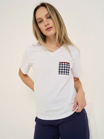 T-shirt 'Suemi' Camomilla Italia en blanc : devant