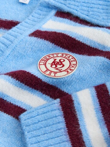 Next Pulóver - kék