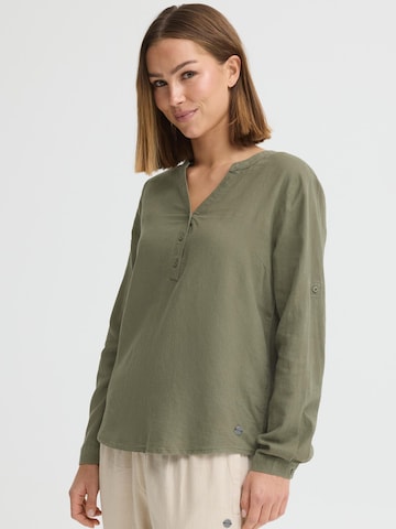 Oxmo Blouse in Green: front