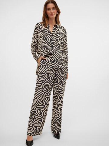 VERO MODA regular Παντελόνι 'VMVIGDIS' σε μαύρο