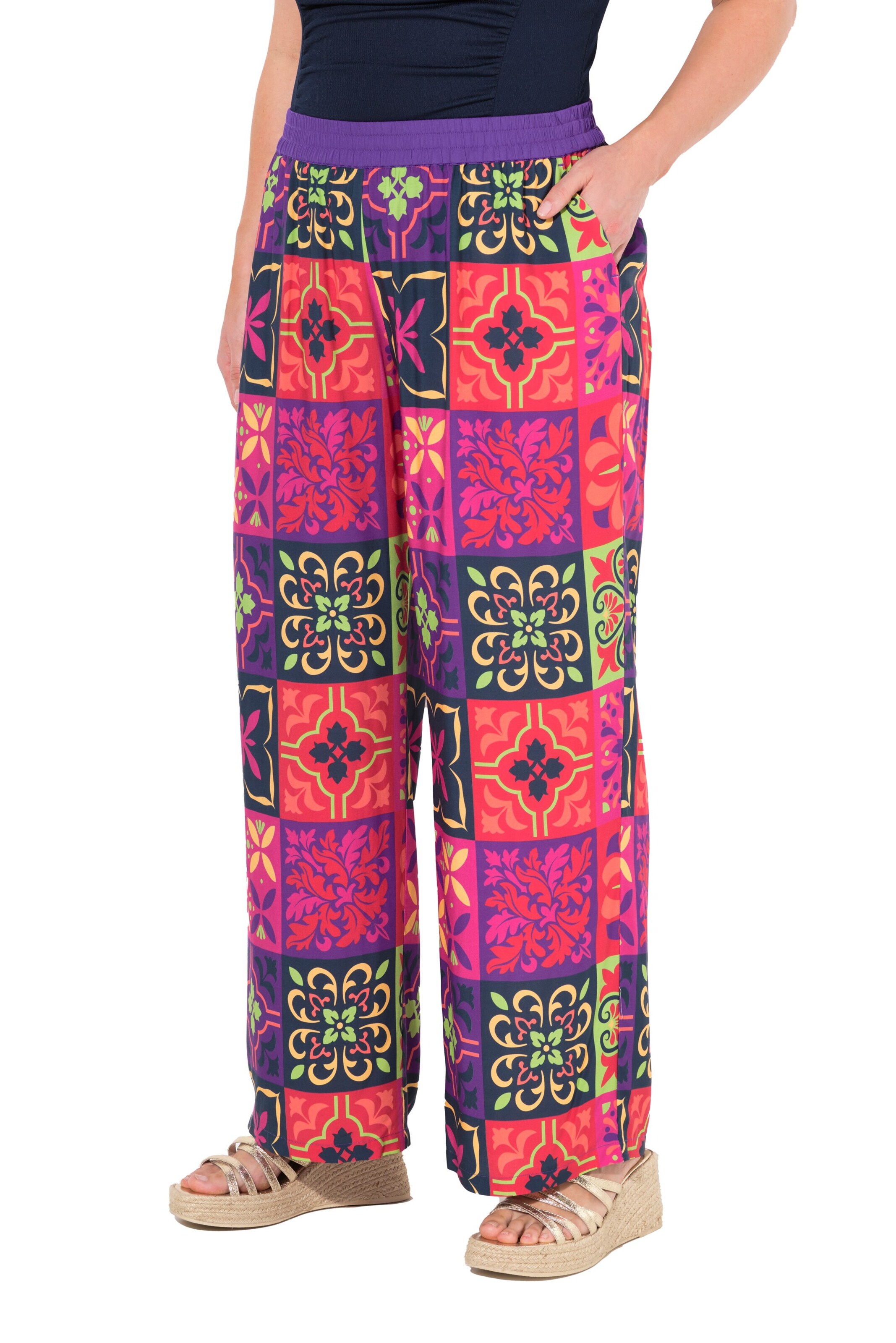 Ulla Popken Wide Leg Hose in Lila: Vorderseite