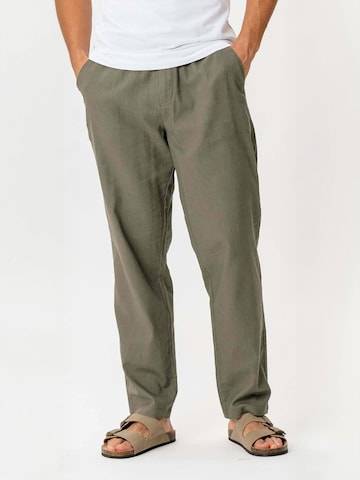 regular Pantaloni ' Cotton ' di TEESHOPPEN in verde