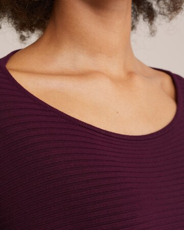 WE Fashion Sweater in Purple