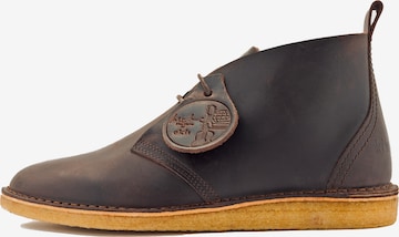 EKN Footwear Chukka Boots 'Max' in Brown: front