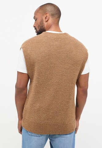 MUSTANG Sweater Vest in Brown