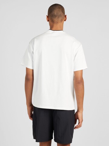 Nike Sportswear Тениска в бяло