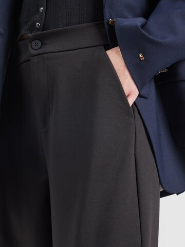 Fransa - Pierna ancha Pantalón en negro