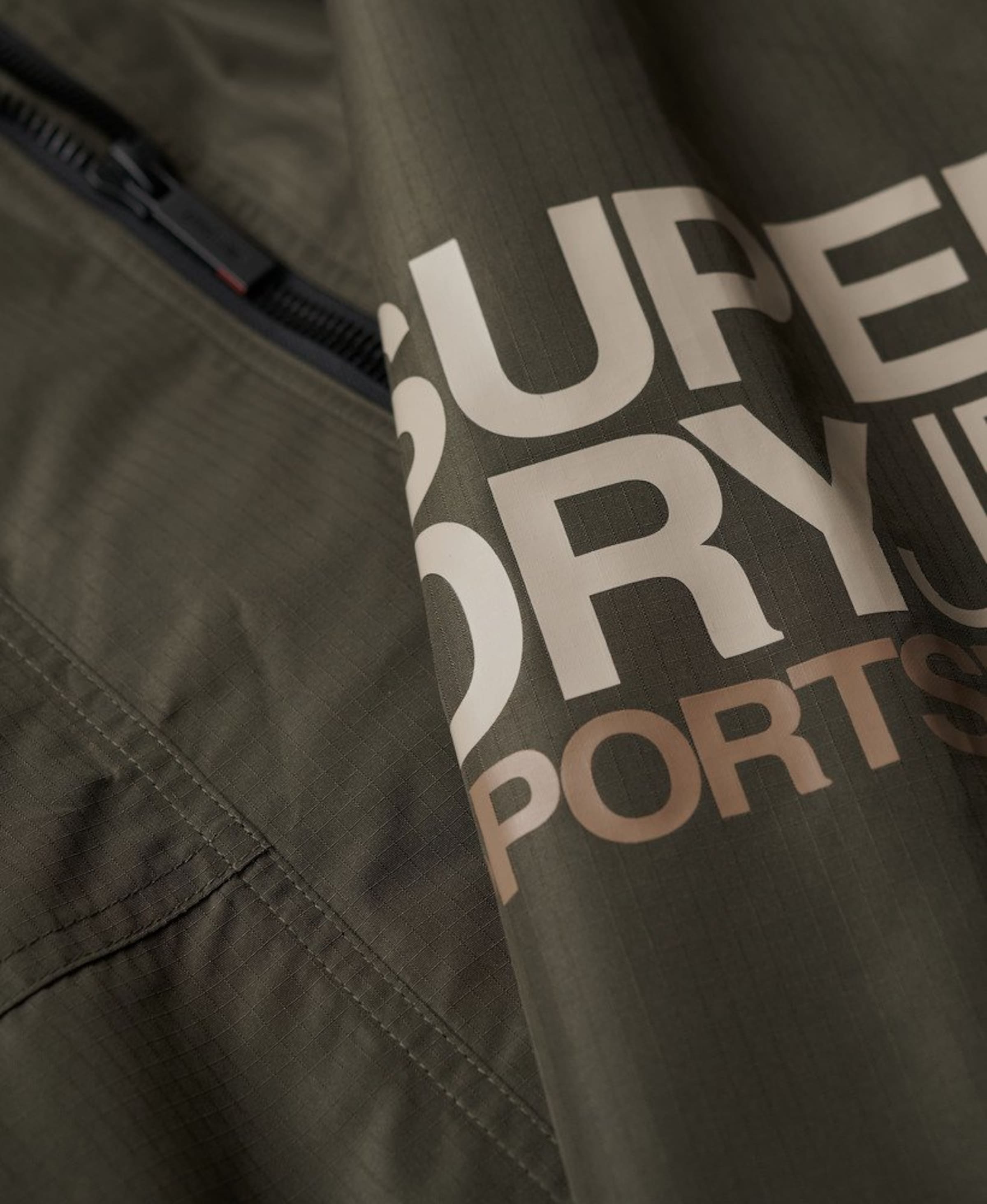 Veste mi-saison 'YACHTER' Superdry en vert