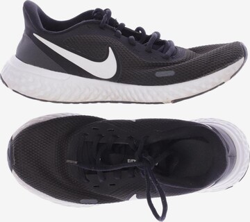 NIKE Sneaker 37,5 in Schwarz: predná strana