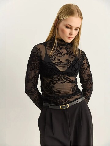 Bianco Lucci - Blusa em preto