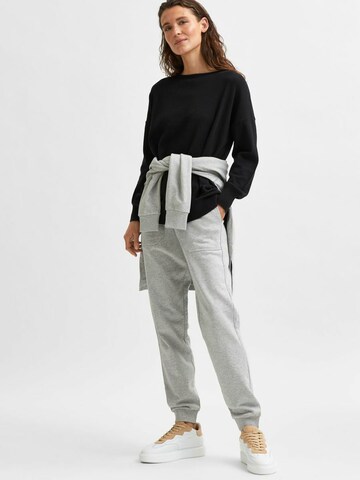 SELECTED FEMME Tapered Trousers in 
