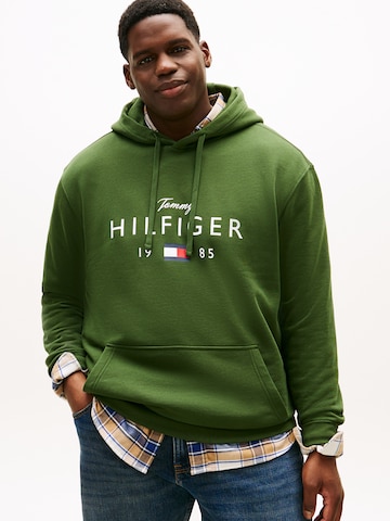 Tommy Hilfiger Big & Tall Sweatshirt 'BRNDLOVE' in Grün: Vorderseite