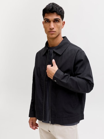 Giacca di mezza stagione di aprel in nero