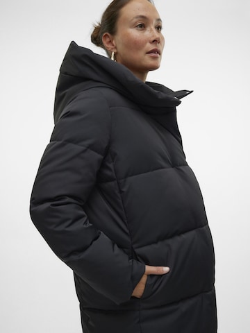 Vero Moda Maternity Übergangsmantel in Schwarz