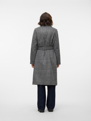 Cappotto di mezza stagione 'VMLuck' di VERO MODA in grigio