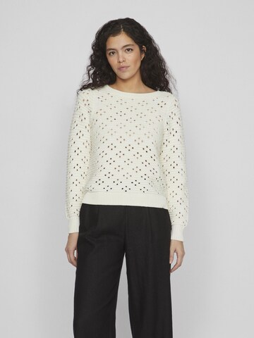 VILA Sweater in White: front