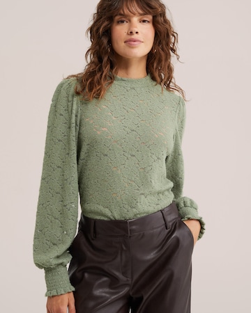 Bluză de la WE Fashion pe verde: față