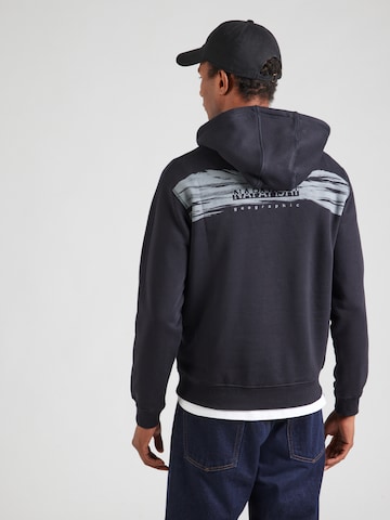 NAPAPIJRI Sweatshirt i sort: forside