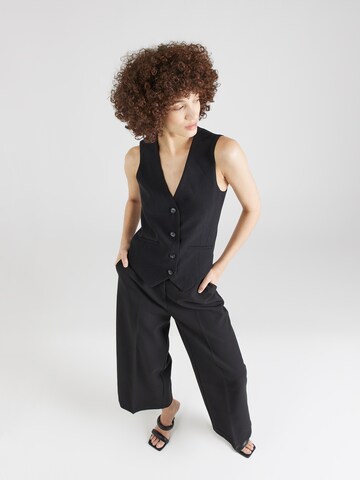 ABOUT YOU x Iconic by Tatiana Kucharova Suit Vest in Black
