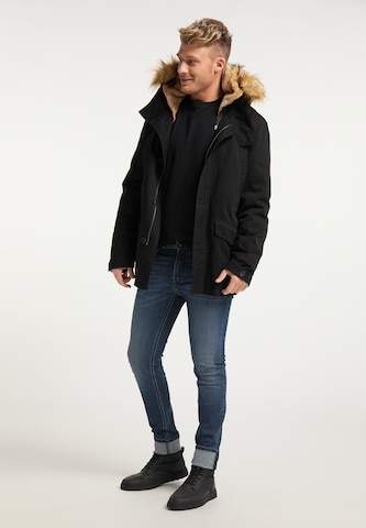 MO Winter Parka in Black