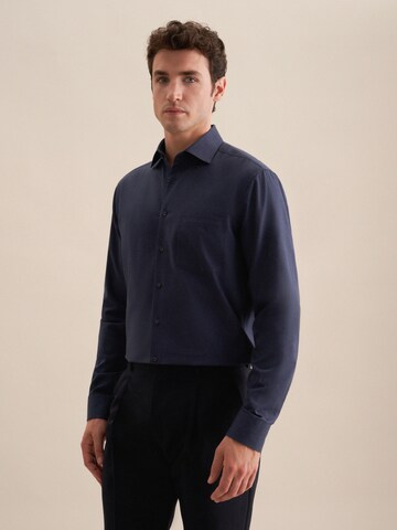 Coupe regular Chemise business SEIDENSTICKER en bleu : devant