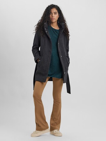 VERO MODA Mantel in Grau