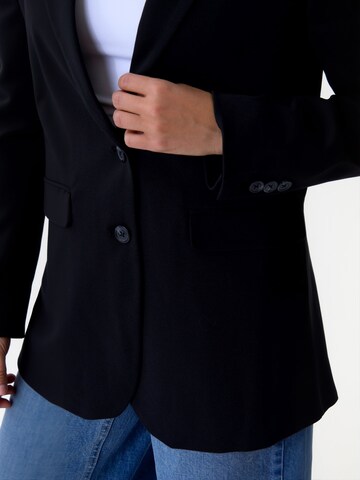 TEESHOPPEN - Blazer ' Classic ' em preto