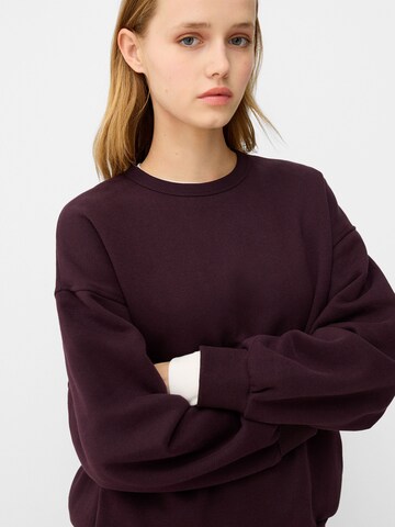 Bershka Sweatshirt in Purple