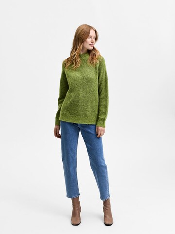 SELECTED FEMME Пуловер 'Lulu' в зелено