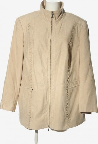 M. Collection Jacket & Coat in 5XL in Beige: front