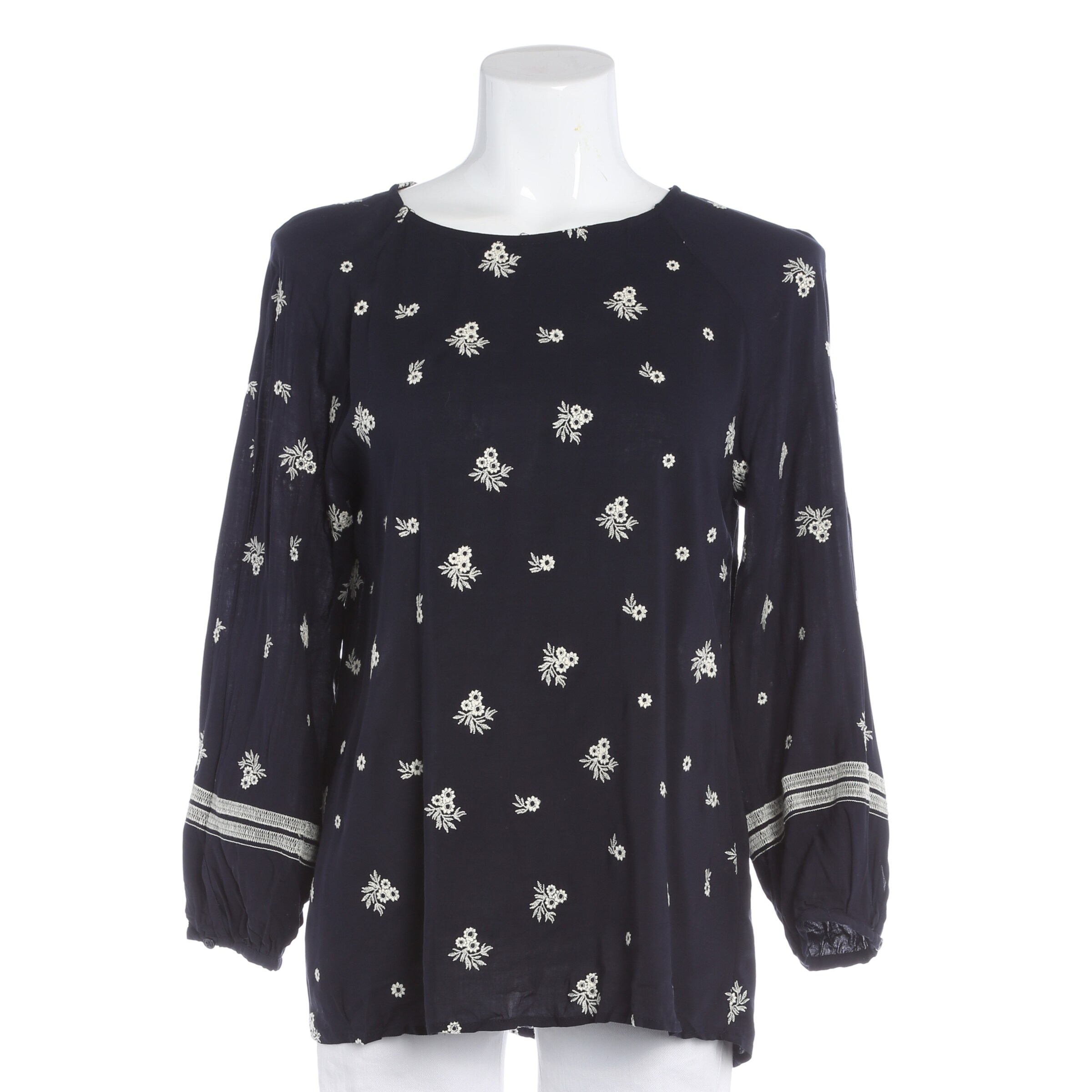 High Use Top & Shirt in S in Blue: front