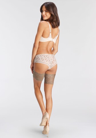 VIVANCE Garter Belt in Beige