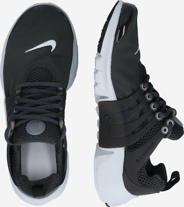 Nike Sportswear Tennarit 'Presto' värissä harmaa